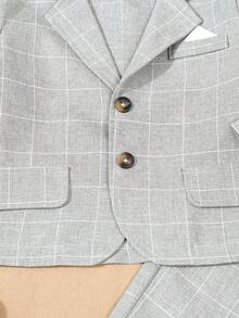 SHEIN Set de 3 piezas de traje elegante de caballero para bebés niños, que incluye chaqueta de solapa única de manga larga a cuadros, pantalones de cintura elástica y corbata de moño (camisa no incluida), adecuado para fiesta de cumpleaños, fiesta de Navidad, bautizo, celebración del 1er cumpleaños, ocasiones formales, actuación, boda, baby shower, portador de anillos, ropa de bebé niño, traje de bebé niño, ropa formal de bebé niño, atuendo de caballero para bautizo de bebé, ropa formal de ocasión para bebé niño, temporada de regreso a la escuela
