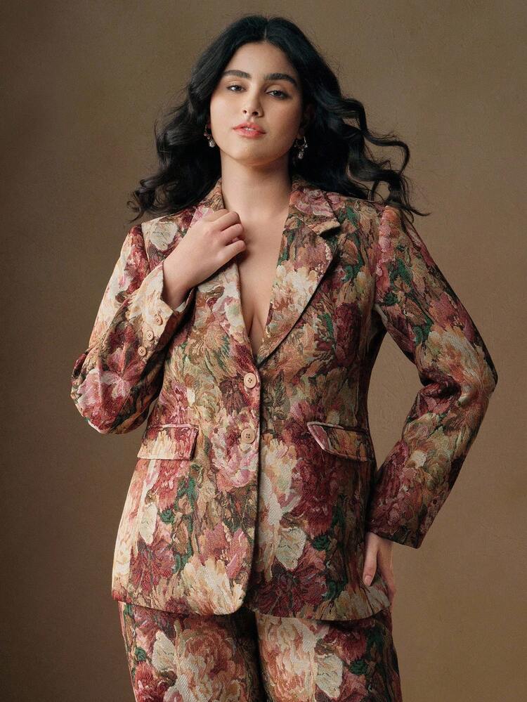 Blazer slim ajusté taille cintrée à motif floral vintage aléatoire pour femmes de grande taille