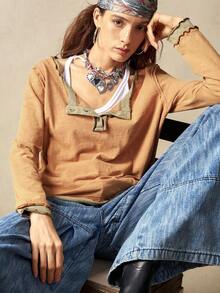 Bohemela Áo thun nữ cổ tròn tay dài họa tiết khối màu đơn giản - Màu nâu  Mocha - Xem 3