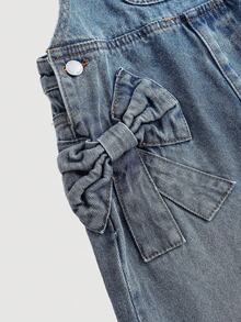 SHEIN 少女蓝色牛仔宽松背带裤，3D 蝴蝶结装饰 - 深色水洗藍 - 查看 4