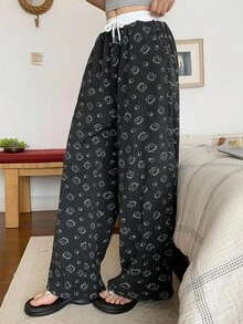 DAZY Women's Plush Fabric Cute Bear Pattern Contrast Waistband Loose Pajama Bottoms, Autumn/Winter - Black - View 8