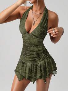 SHEIN ICON 露背复古勃艮第佩斯利印花紧身褶饰不对称下摆迷你连衣裙，波西米亚风时尚，俱乐部服装女性性感，Y2K，垃圾摇滚，哥特式网络符号主义，朋克和美学风格 - 橄欖綠 - 查看 3