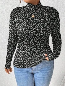 SHEIN Frenchy 大码女式休闲简约全宽浪漫优雅白色花卉印花高领长袖 T 恤 - 彩色 - 查看 3