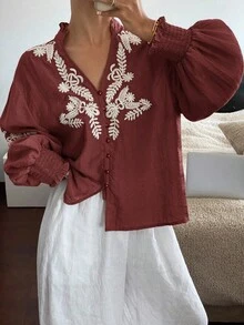 Serisse 女士度假休闲纽扣刺绣衬衫，新年女士