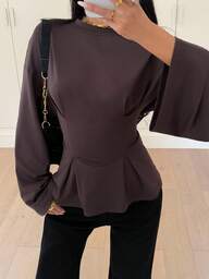 Siren Gaze Elegant pendlartröja i enfärgad dammodell med klockärm och åtsittande midja