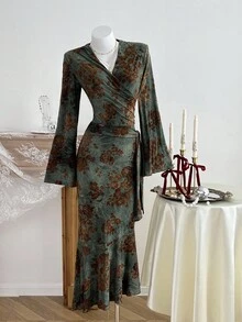 Elamini 女式植绒复古绿色喇叭长袖美人鱼连衣裙 - 軍綠色 - 查看 1