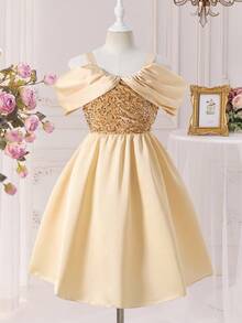 Robe de soirée élégante pour préadolescentes, avec bretelles spaghetti, épaules dénudées, taille cintrée et coupe slim. Luxueuse robe de satin rétro avec sequins champagne - Champagne - Voir 3