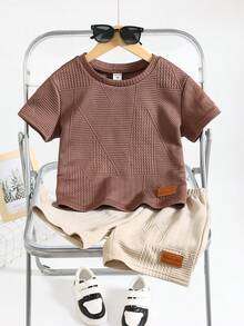 Young Boy Sports Casual Short Sleeve T-Shirt And Shorts Set, Suitable For Commuting, School, Daily Casual, Travel, Sports, Festival Gatherings, Spring, Summer, Autumn, Winter Young Boys Suit Set Young Boys Matching Sets Young Boys 2 Piece