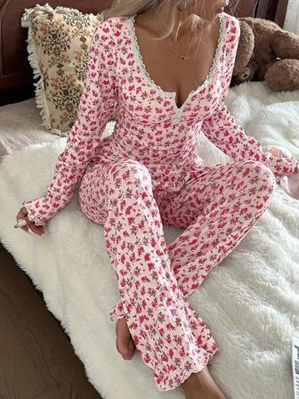 CottageSlumber Cottage Slumber Spitzenbesatz Quadratischer Ausschnitt 2-Knopf Romantisch Ditsy Blumen Langarm Top & Hose Pyjama Set Rosa Blumen Pyjamas Blumen Pyjama Set Bequemes Pyjama Set Passendes Loungewear Set, Herbst Winter Kleidung