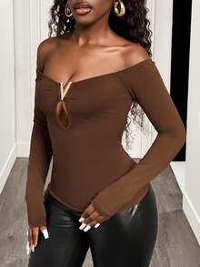 BamGleam Women's Off-Shoulder Hollow-Out Metal Decor Sexy T-Shirt