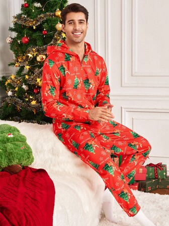 Manfinity RelaxMax Men's Letter & Christmas Tree Print Long Sleeve Zip Front Hooded Jumpsuit
