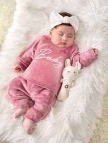 SHEIN Neugeborenen-Set, 2 Stücke (Langarmshirt und Hose, Plüsch-Outfit) Gemütliches Pixies-Baby-Mädchen-Set, Baby-Mädchen-Schlafanzug, Baby-Mädchen-Sweatshirt-Set, Neugeborenen-Baby-Mädchen-Pyjama, Heimkehr-Baby-Outfit, Mädchen-Weihnachts-Set