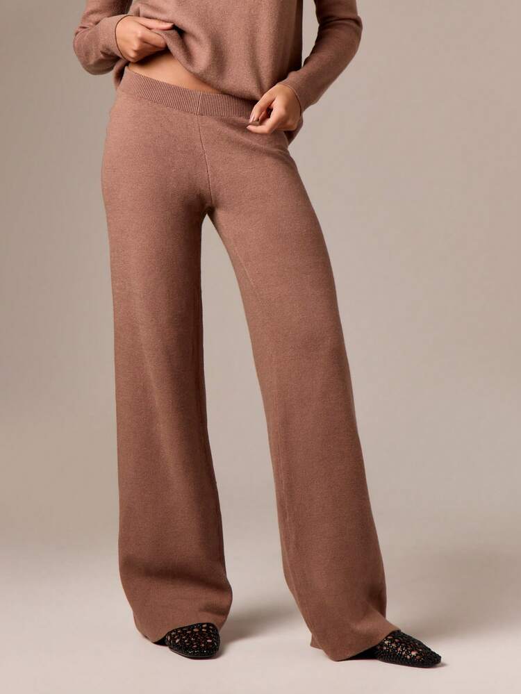 Pantalon large tricoté avec ceinture côtelée