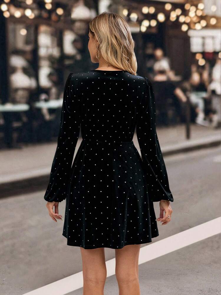 Women's Polka Dot Pattern Round Neck Lantern Sleeve Fashionable Short Dress Women Dresses Autumn Winter Christmas Party Dress Party Dress Elegant Dresses For Women Sparkly Dress Black Dress Going Out Outfit,Party Dresses For Women,Christmas Party Dress New Year Dress