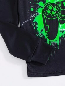 SHEIN 2pcs Tween Boy Snug Fit Glow-In-The-Dark Gaming Console Print Long Sleeve T-Shirt And Pants Soft Comfortable Pajama Set - Green - View 6
