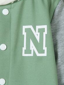 SHEIN 2pcs/Set Young Boys' Collegiate Style Outfit - Black Knit Top With White Sleeves & Large Letter N Print, Paired With Matching Printed Sweatpants, Ribbed Collar, Cuffs And Hem, Elastic Waist For Comfort, Casual & Sporty Look Suitable For Spring/Autumn, Daily Wear, School, Travel - Olive Green - View 7
