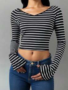 SHEIN BASICS Áo thun Raglan dài tay họa tiết sọc đen trắng đơn giản, thoải mái, phù hợp cho mùa thu/đông - Nhiều màu - Xem 1