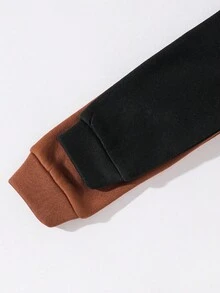 SHEIN 2 件套年轻男童休闲插肩袖拼色刺绣圆领运动衫，温暖舒适，适合户外、学校、日常穿着，适合秋冬季 - 彩色 - 查看 3
