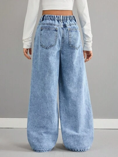 SHEIN Tween Girl Y2K Light Washed Rhinestone Embellished Pocket Wide Leg Loose Casual Jeans,Shiny Rhinestone Loose-Fitting Wide-Leg Jeans,Fall Winter Casual Jeans,Baggy Jeans Girl,Airport,Wide Leg Pants,Streetwear,Funny Jeans,Back To School,Elegant Party Bling,Christmas