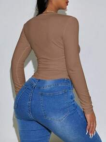Zolique Women's Solid Color Round Neck Long Sleeve Ruched Cropped Fitted T-Shirt - Khaki - View 2