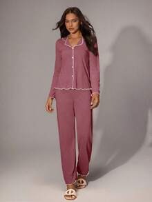 SHEIN Set casual e morbido di top a maniche lunghe con volant e pantaloni larghi e leggeri in maglia estiva color cachi. Set pigiama in maglia bordeaux. Set pigiama in maglia, completo da casa a maniche lunghe, abbigliamento autunno inverno per donna.