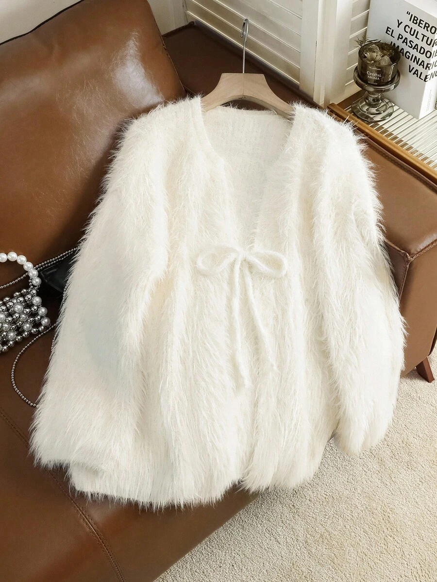 Muvela Cardigan ample à manches longues et nœud pour femmes, en fausse fourrure, chaud et confortable, pièce polyvalente pour l'automne/l'hiver, élégante et douce, style élégant rétro, convient pour le thé de l'après-midi, les rendez-vous, la Saint-Valentin, les fêtes, la maison, les sorties décontractées, Noël, chaud et confortable