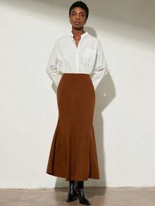 Aveloria Modichic 优雅精致的女装，柔和色调的复古风格，秋冬灯芯绒中长A字裙，精致的垂直拼接设计，修身高腰喇叭裙，配有隐藏式侧拉链，及踝长度，适合休闲、工作、购物和约会等多种场合 - 棕色 - 查看 3