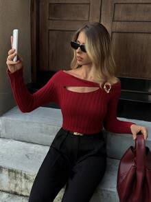 Elyressa Women's Burgundy Red Oblique Shoulder Hollow Knit Sweater,Elegant Metal Button Fitted Soft Skin-Friendly Pullover For Autumn Night Out - Burgundy - View 7