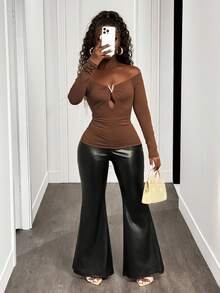 BamGleam Women's Off-Shoulder Hollow-Out Metal Decor Sexy T-Shirt