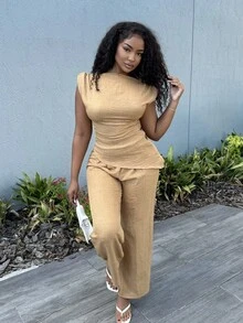 Alexandranx Women 2-Piece Khaki Minimalist Elegant Casual Commuter Office Outfit: Sleeveless Asymmetric Ruched Waist Blouse + Regular Ruched Wide Leg Pants, Linen Commuter Suit, Beach Outfits, Airport Outfit, Vacation Outfits, Teacher Outfit,Graduation,Teacher Outfits For Women,Back To School