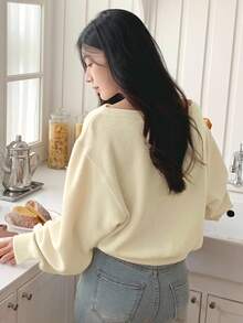 DAZY 女士休闲宽松纯色不对称肩长袖T恤露肩上衣可爱上衣 - 米色 - 查看 5