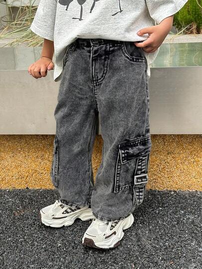 SHEIN Young Boy Fashionable Distressed Washed Baggy Loose Fit Black Denim Pants With Cargo Pocket,Leisure And Versatile For Streetwear Spring