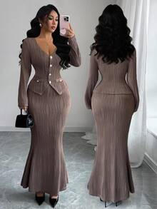 Elenzga 秋冬新款复古Y2K坏女孩波浪纹理套装，珍珠纽扣开衫V领T恤修身款+松紧腰鱼尾裙，两件套，独立日斯德哥尔摩风格棕色 - 棕色 - 查看 3