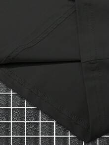 Manfinity EMRG 男士标语与眼睛图案圆领宽松休闲短袖 T 恤 - 黑色 - 查看 3