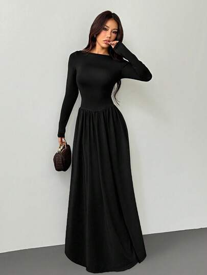 SHEIN PETITE 新款性感V领白色长袖秋冬修身连衣裙，百搭显瘦，娇小身材亦可穿着，适合女士冬季穿着，也可作为万圣节服装、感恩节服装、黑色连衣裙、奢华晚礼服、优雅女士连衣裙、黑色修身高端落地长裙、婚礼宾客礼服。