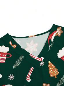 PopScrub 圣诞V领短袖双口袋可爱圣诞图案上衣，适合儿童穿着，图案包括圣诞帽、圣诞树、雪花、姜饼人、拐杖糖等卡通印花。也适合护士/医生工作服/手术服/女士纯色宠物美容工作服/营养师工作服/多口袋实验室工作服/女士节日/圣诞上衣/圣诞装饰，可爱又喜庆。 - 綠色 - 查看 3