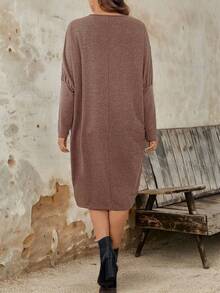 Plus Size Casual Fitted Round Neck Knit Dress For Women - Brown - View 2