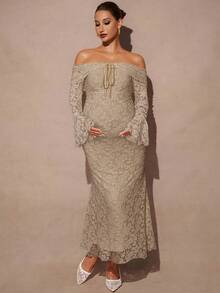 MaterniChic 优雅露肩喇叭袖蕾丝孕妇装，秋季