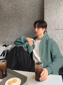 SHEIN 一件装青少年男童休闲运动学院风复古宽松连帽开衫，带贴袋，适合返校、生日派对、晚宴、演出、婚礼、洗礼、开幕式等场合，日常穿着也十分合适，适合上学、旅行、运动，适合春秋季节穿着，也适合Y2K锐舞派对、假期、节日、万圣节、圣诞节、秋冬季节穿着，休闲舒适。 - 藍色 - 查看 2