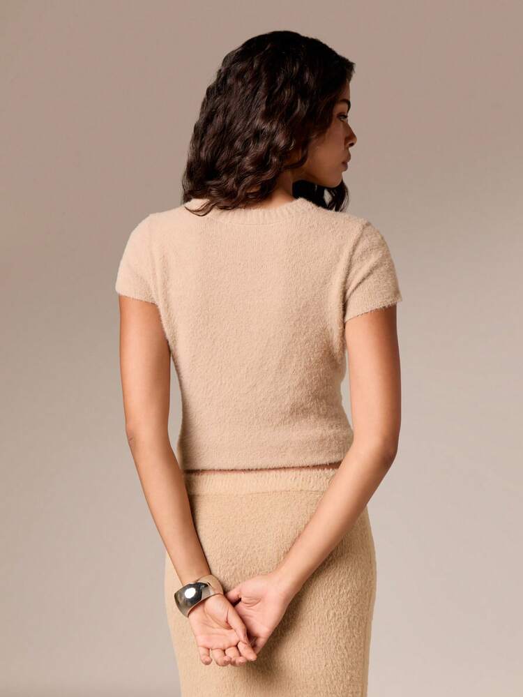 Fluffy Knit Cropped Sweater With Short Sleeves And Ribbed Texture