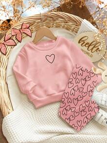 SHEIN Happikins 柔雾粉色，可爱爱心印花，女婴休闲简约柔软加厚舒适圆领长袖卫衣和打底裤套装，适合秋冬季日常穿着、居家、舒适季节、秋冬季外出穿搭，轻松舒适，秋冬季女婴叠穿，时尚女婴，休闲装，女婴图案服装，秋冬服装，圣诞节服装，别致秋季，秋季新款，返校季，冬季时尚