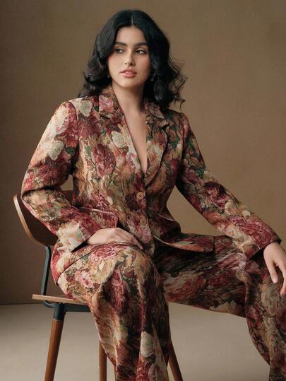Anewsta Valentine Vintage Floral Random Pattern Waist Cinched Slim Fit Plus Size Women Blazer