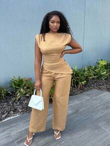 Alexandranx Women 2-Piece Khaki Minimalist Elegant Casual Commuter Office Outfit: Sleeveless Asymmetric Ruched Waist Blouse + Regular Ruched Wide Leg Pants, Linen Commuter Suit, Beach Outfits, Airport Outfit, Vacation Outfits, Teacher Outfit,Graduation,Teacher Outfits For Women,Back To School