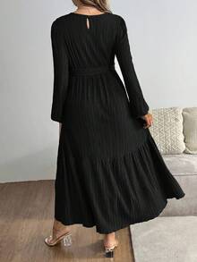 SHEIN Gravidklänning med rund hals och lanternärm i midjan och knytband - Svart - Visa 2