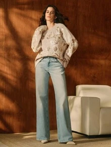 Anewsta 优雅时尚花卉亮片装饰圆领套头衫女式毛衣 - 淺灰色 - 查看 5