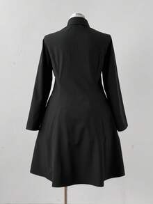 Sunspun Lässiges, minimalistisches farbblockiges Langarm-Figurkleid mit Muster - Schwarz - Übersicht 2