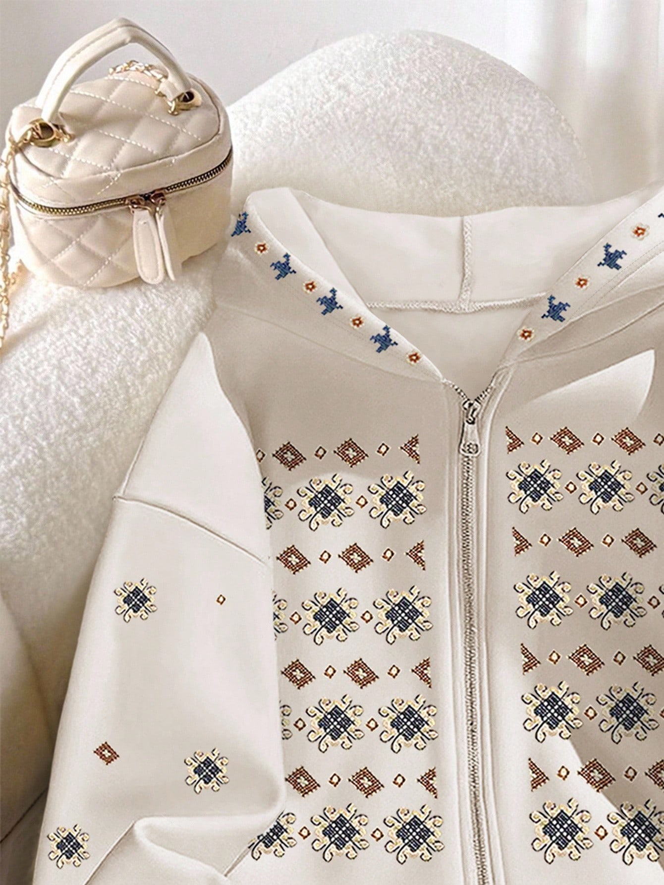 Resyla هودي كاجوال بسحاب أمامي وأكمام طويلة بطبعة...