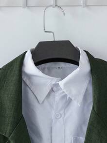 GlowEve CURVE Conjunto de 2 piezas de blazer de oficina elegante con botones y volantes de contraste en el borde + falda recta y versátil con botones, para mujer de talla grande - Verde militar - Ver 6