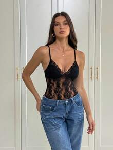 SHEIN Tall 女士黑色低胸蕾丝性感吊带连体衣，情人节、万圣节性感服装、优雅连衣裙、性感服装、感恩节服装，性感蕾丝带来趣味感受，可作为多功能连体衣穿着。 - 黑色 - 查看 3
