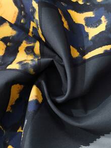 ROMWE MEN Goth Pantaloni della tuta da uomo in stile urban, pantaloni della tuta scuri in stile gotico con stampa di teschi e fiamme, vita con coulisse per comfort regolabile, facili da indossare per uno stile urban